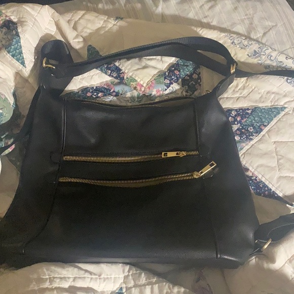 Sondra Roberts Handbags - Sondra Robert adjustable shoulder/backpack
